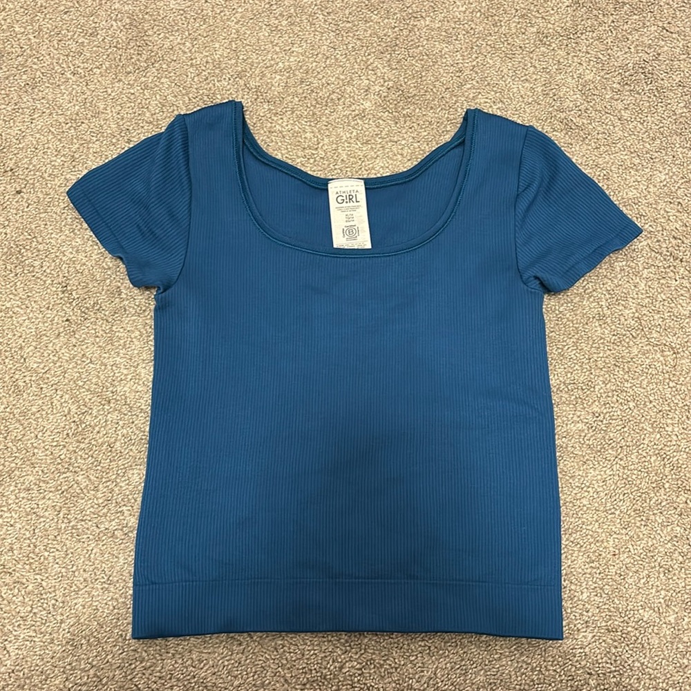 Athleta girl rise above rib crop tee